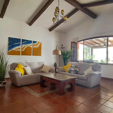 Volkkanrentals Cactus וילה *