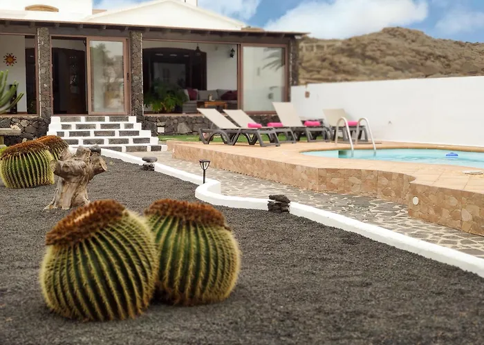 Volkkanrentals Cactus Villa